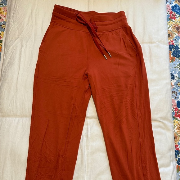 Lululemon Ready to Rulu Classic-Fit High-Rise Jogger *Full Length - Picture 2 of 4